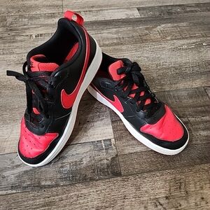 Nike Low Borough Black and Red